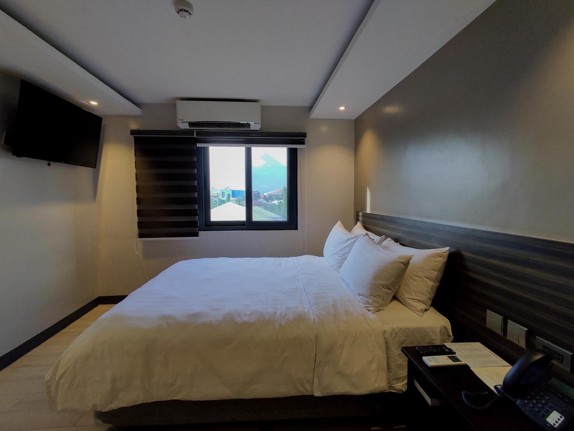 Hotel Inigo Legazpi Exterior photo